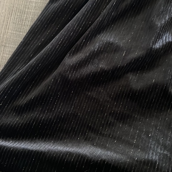 Black Velvet Romper - Picture 6 of 7